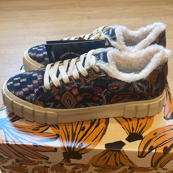 NWT Farm Rio Blue Anika Tapestry Platform Sneakers - Picture 5 of 7